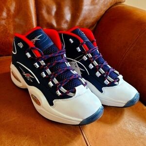 NWT Reebok Question Mid USA, Men's Size 9, H01281, Blue, Red, White